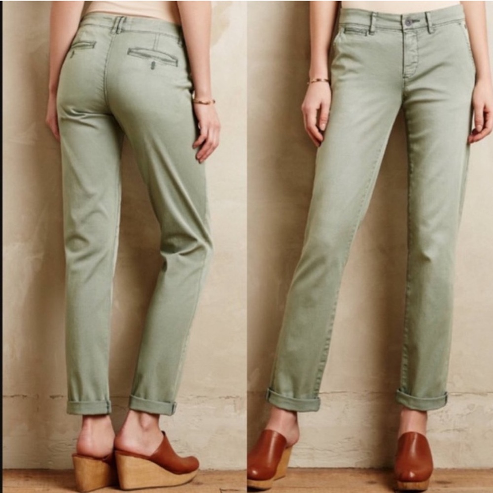 Anthropologie Pilcro and the Letterpress Hyphen
Fit Green Chino Pants